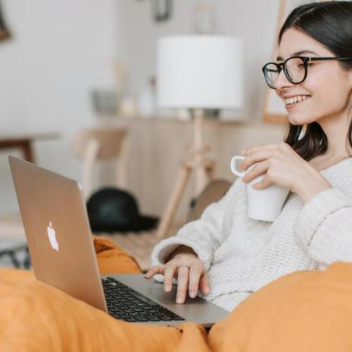 Jak wygląda proces zakupowy w e-commerce?